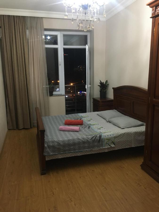 Apartment Gulia บาทูมิ ภายนอก รูปภาพ